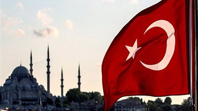 تركيا تغلق 50 محطة إذاعية في إسطنبول