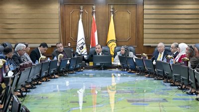 بيان لجامعة بني سويف بشأن أزمة طلاب كلية العلوم الطبية: التوصيف الوظيفي من اختصاص التنظيم والإدارة