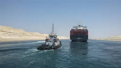 340 سفينة تعبر قناة السويس بحمولة 24.2 مليون طن خلال أسبوع