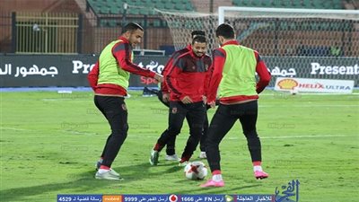 على هامش مران الأهلي.. عاشور ونجيب وسليمان يؤدون تدريبات تأهيلية