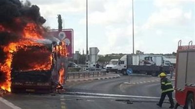 حريق في مطار جدة (بالفيديو)