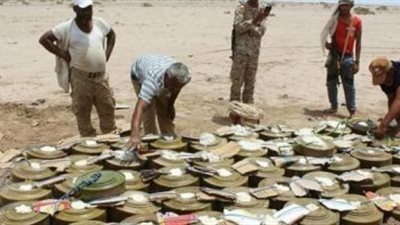 الجيش اليمني ينزع مئات الألغام في مداخل الحديدة