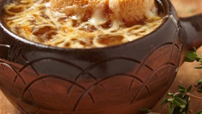 طريقة تحضير شوربة البصل بالكريمة