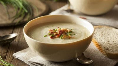 طريقة عمل شوربة البصل الفرنسية بالكريمة