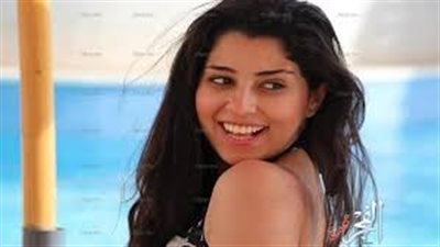 جولة مع الفنانين.. أيتن عامر تحتفل بالكرسيماس.. وروجينا: اللهم اجعلها سنة كلها خير