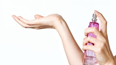 خطوات عليك اتباعها لعطر يدوم طويلا يوم الزفاف