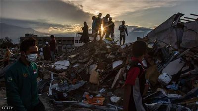 كارثة جديدة في إندونيسيا.. قتلى ومفقودون بالعشرات