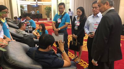 عودة السياح الفيتناميين إلى بلادهم بعد نجاتهم من الحادث الإرهابي 