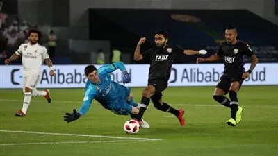 عاجل.. الأهلي يقدم عرضا خرافيا لضم حسين الشحات.. واللاعب يضغط بـ