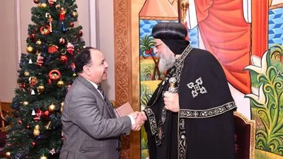 وزير المالية يهنئ قداسة البابا تواضروس بمناسبة عيد الميلاد