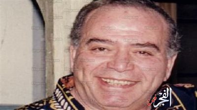 تخرج في أول دفعة من 