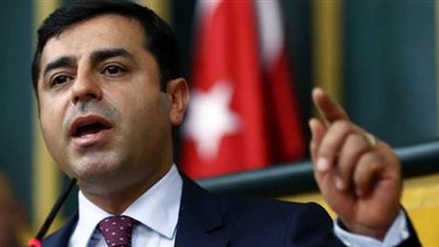 المعارض الكردي دميرطاش يستأنف حكماً بالسجن