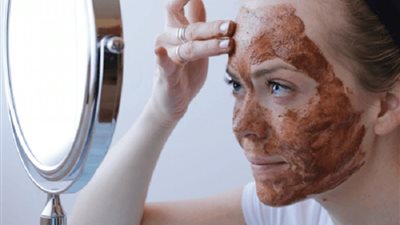 وصفات طبيعية من زيت القرفة لبشرة متوهجة قبل الزفاف