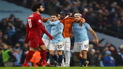 جماهير مانشستر سيتي تعاير ليفربول بسبب صلاح (فيديو)
