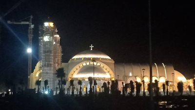 التشطيبات النهائية لكاتدرائية ميلاد المسيح بالعاصمة الإدارية الجديدة (صور) 