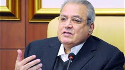 جابر عصفور: تقدم جامعة القاهرة في التصنيف العالمي على الورق فقط