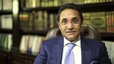  عبدالرحيم علي لـ الشباب: 