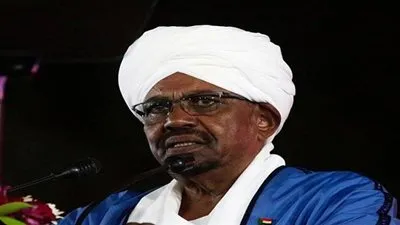 البشير يوجه رسالة لمن يريدون حكم السودان