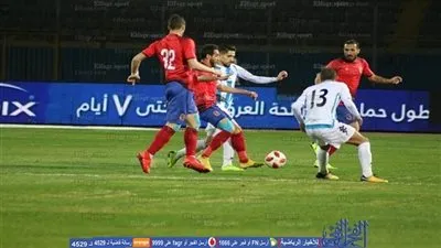 مارتن لاسارتي يرمم دفاع الأهلي