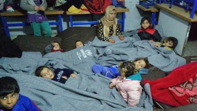 الصليب الأحمر يجلي 800 لاجئ في لبنان بسبب السيول