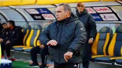 جلسة بين لاسارتي ويوسف لحسم القائمة الإفريقية