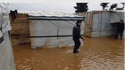 شاهد.. السيول تجتاح مناطق عديدة في لبنان