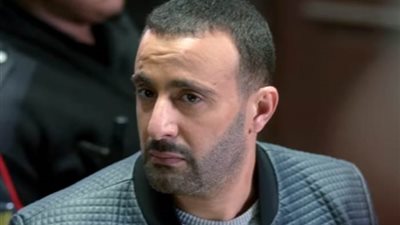 جولة مع الفنانين.. أحمد السقا يقلق جمهوره