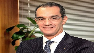 وزير الاتصالات: أكشاك بريدية بمحطات السكك الحديدية لتقديم الخدمات للمواطنين