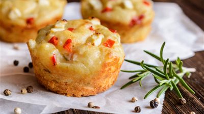 طريقة عمل مافن جبن الفيتا اللذيذ