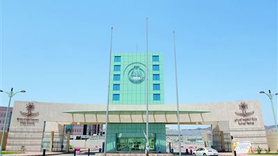 جامعة الباحة تتوعد منتحل شخصية وكيلها على 