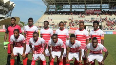 مجموعة الأهلي.. سيمبا التنزاني ينذر الأحمر بثلاثية في شباك شبيبة الساورة الجزائري