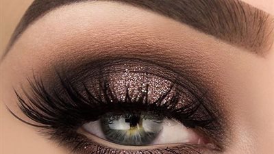 هكذا يمكنك مزج ظلال العيون كالفاشينيستات 