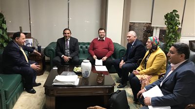  المالية : إنهاء نزاع بين 