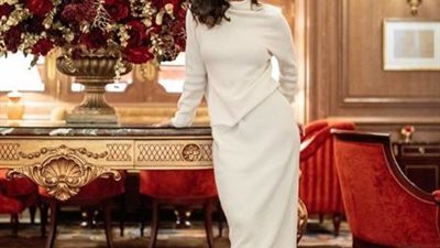 أزياء أنيقة باللون الأبيض اعتمدتها الفاشينيستات.. استوحي منها إطلالتك