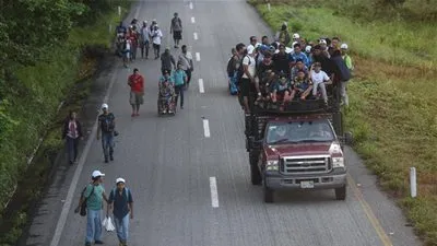 تحرك قافلة مهاجرين جديدة من شمال هندوراس إلى الولايات المتحدة