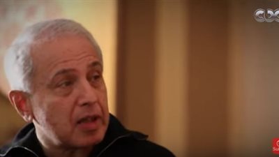 نجل إحسان عبدالقدوس يكشف عن دور والده في ثورة 1952 وكشف صفقة الأسلحة الفاسدة