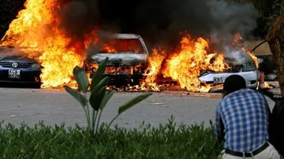 الشباب تتوعد باستمرار العملية.. التفاصيل الكاملة لانفجار نيروبي الإرهابي