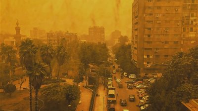 نصائح عاجلة لحماية نفسك وسيارتك ومنزلك من العاصفة الترابية الشديدة 