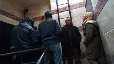 تدارك سقوط ثلاثة خزانات مياه من أعلى مبنى قصر ثقافة في الإسكندرية