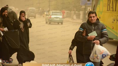 العاصفة الترابية تضرب شوارع القاهرة والجيزة (صور)