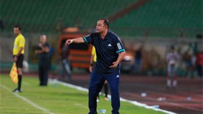 فرج عامر يعلن قبول استقالة طارق يحيى من تدريب سموحة