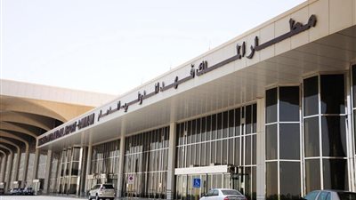 مطار الملك فهد: عاصفة ترابية قد تؤخر بعض الرحلات