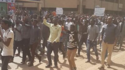  ناشطون سودانيون: اعتقالات واسعة بصفوف المتظاهرين في الخرطوم