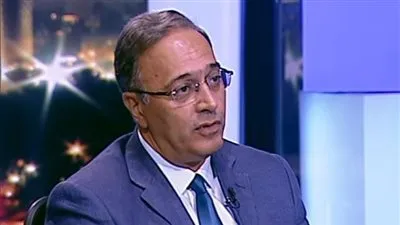 أستاذ علم اجتماع: 