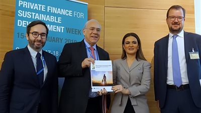  سحر نصر : نعمل على إنشاء 19 منطقة استثمارية جديدة وإتاحة التمويل من خلال القطاع الغيرمصرفى