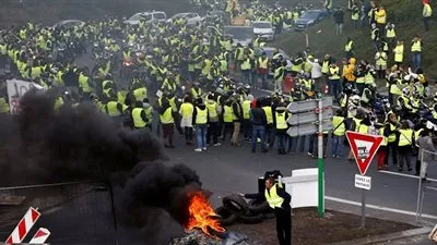 ارتفاع عدد معتقلي احتجاجات باريس السبت إلى 40