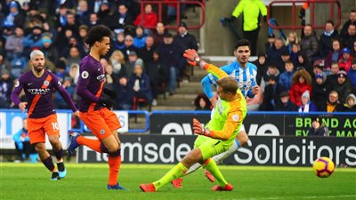 مانشستر سيتي يكتسح هيديرسفيلد ويواصل الضغط على ليفربول