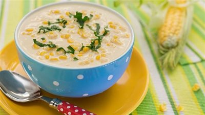 طريقة عمل شوربة الذرة بالكريمة