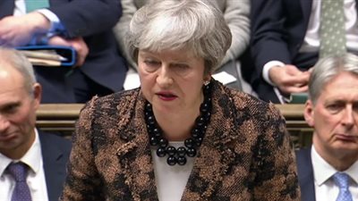 بريكست: تيريزا تلغي رسوم 65 جنيها إسترلينيا لاستمرار إقامة الأوروبيين
