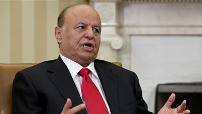 هادي يطالب بضغط دولي على الحوثيين
